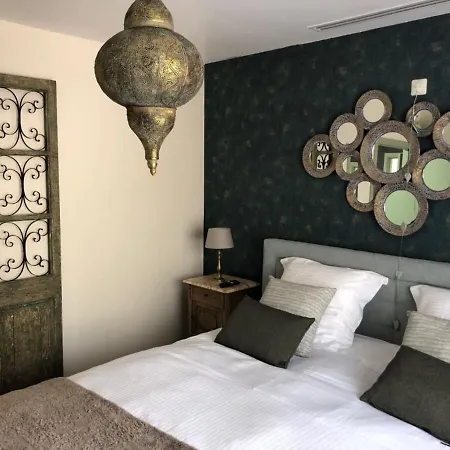 Charming Holiday In With Garden Σπίτι διακοπών Membre